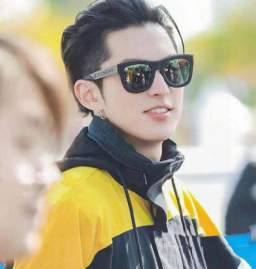 Picture of Givenchy Sunglasses _SKUfw75842793fw